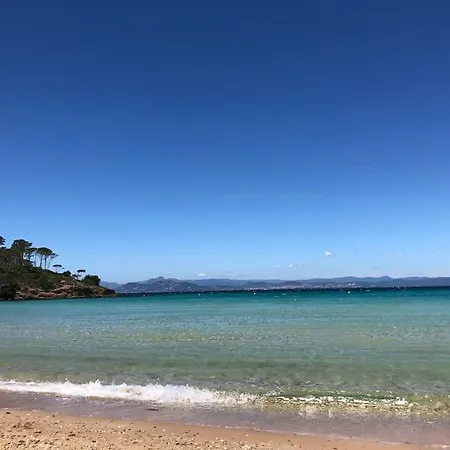 Ile De Porquerolles, Kermarc, Appartement Lumineux Avec Grande Terrasse Exterior photo